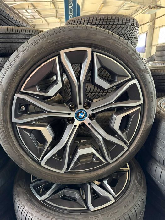 Jante Bmw iX  Anvelope iarna noi Yokohama BlueArth  275 40 22