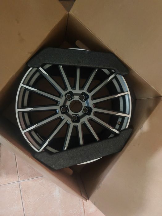 Janta AEZ R19, noua