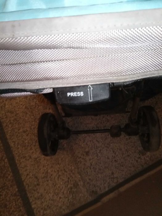 Бебешка количка Chipolino Vip Lumina 3 в 1