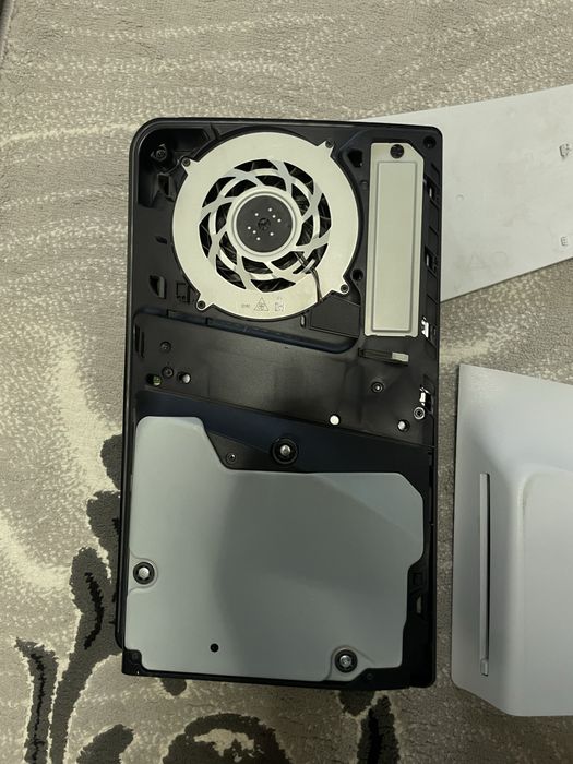 vand ps5 slim nou am tot ce tebuie la el