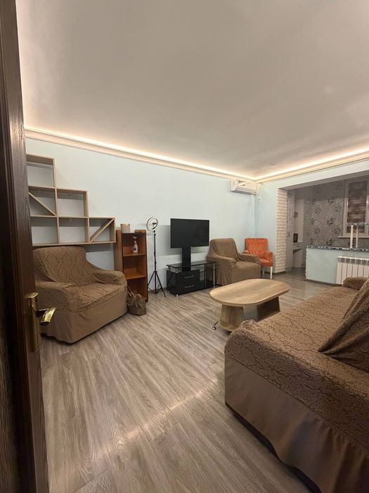 Аренда Сергели Спутник 4 2/4/4 квартира с ремонтом всё есть