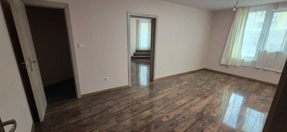 Продава се Двустаен апартамент в Велико Търново, Бузлуджа - 93 кв.м за 477 €/кв.м - Снимка #4