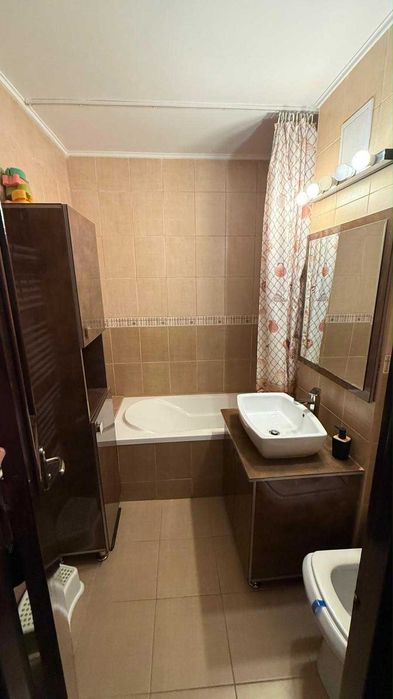 APARTAMENT 3 camere de inchiriat – FRATII GOLESTI