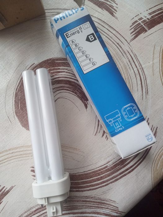 Becuri compacte fluorescente PL-C 18W, 4 pini (soclu G24q-2), SIGILATE
