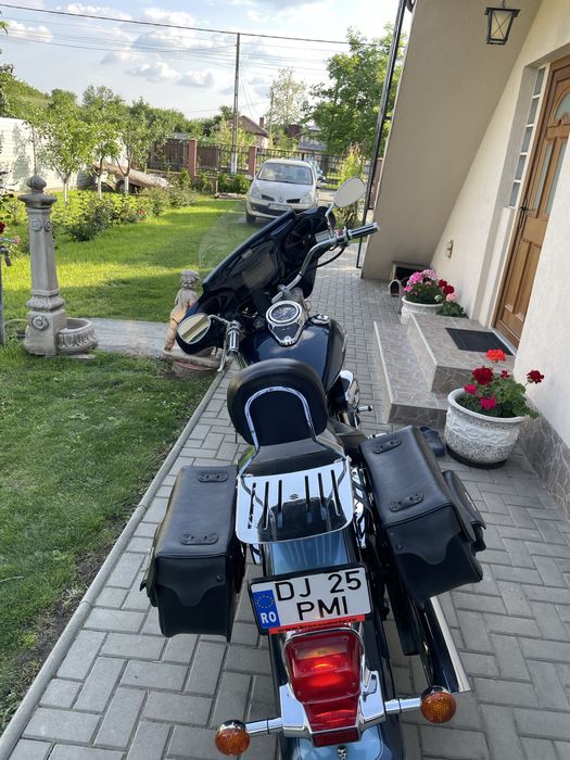 Suzuki VL 800 Intruder Volusia (Boulevard)
