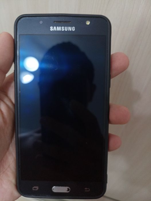 Samsung J5 (2016)