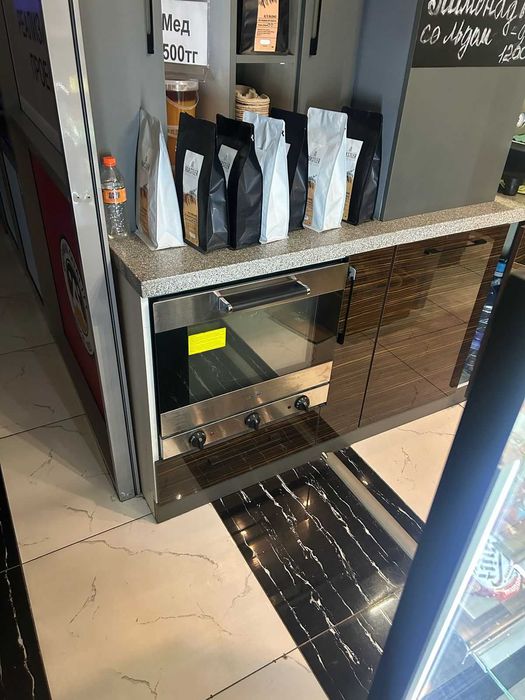 Smeg печь продается