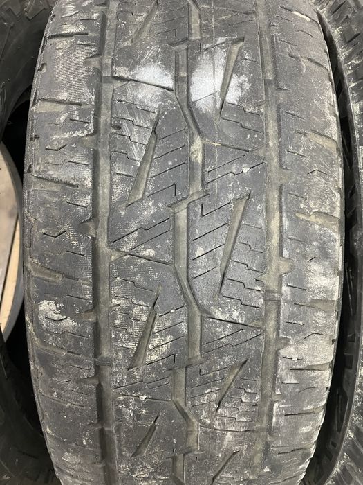 Резина BRIDGESTONE 265/65 R17