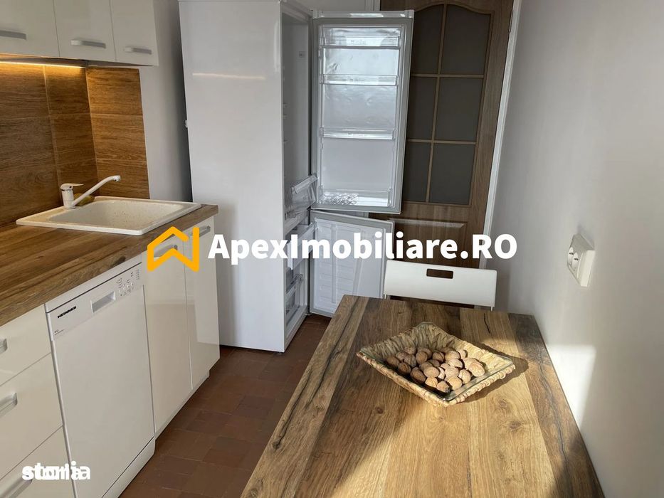 Apartament 3 camere de inchiriat P-ta Victoriei Bucuresti | ApexImobil