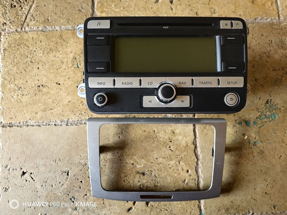 Vand radio cd mp 3 wv + rama volkswagen