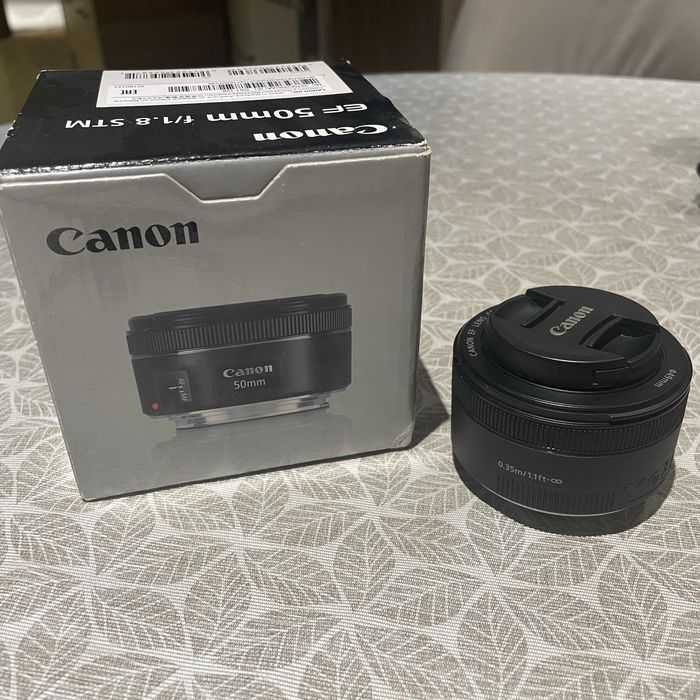 Продаётся Canon 1200D + Canon EF 50mm f/1.8