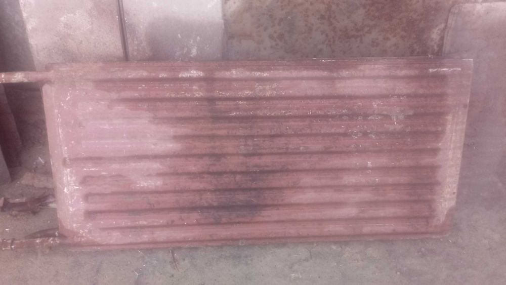 железный радиатор для обогрева