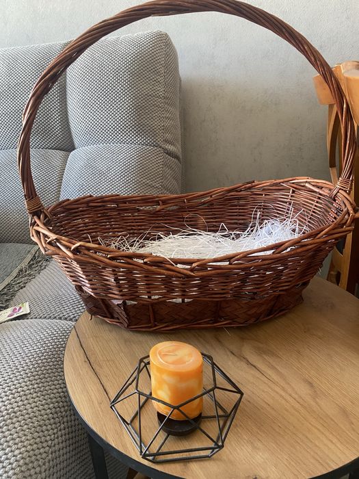 Продается корзина из натуральной лозы