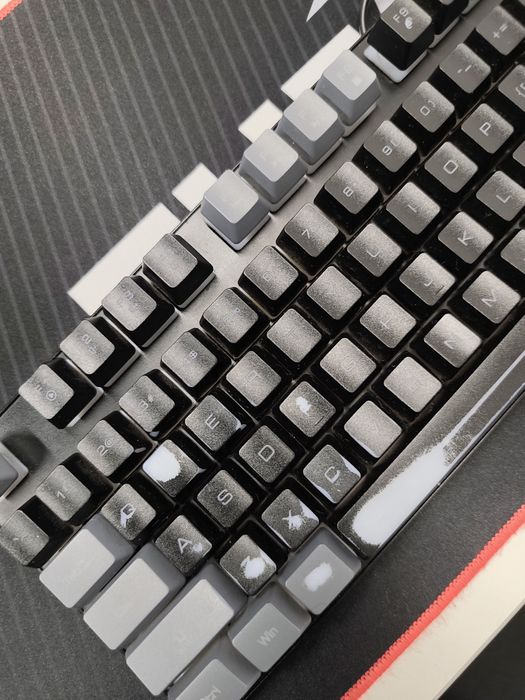 Продам клавиатуру за 3990 тг