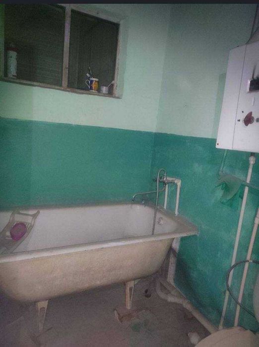 Продажа.1/1/4 Яшнабадский рн.Авиасозлар(Дворец А/с) Подофис.Ц-38500у.е