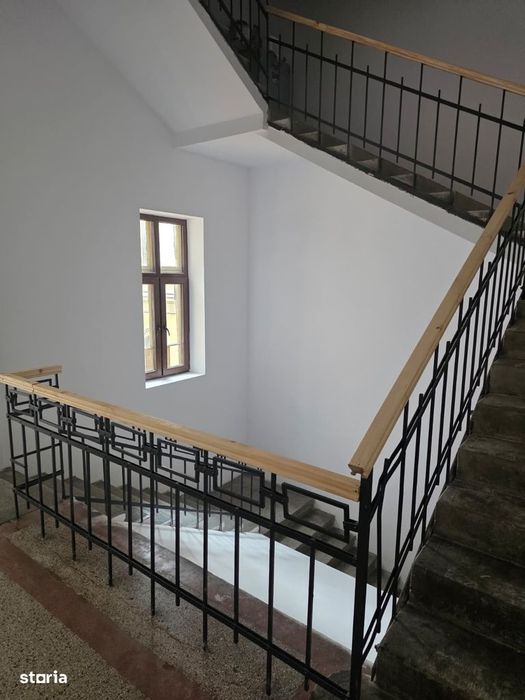 Vând apartament premium cu 2 camere, în centrul istoric, orașul de jos