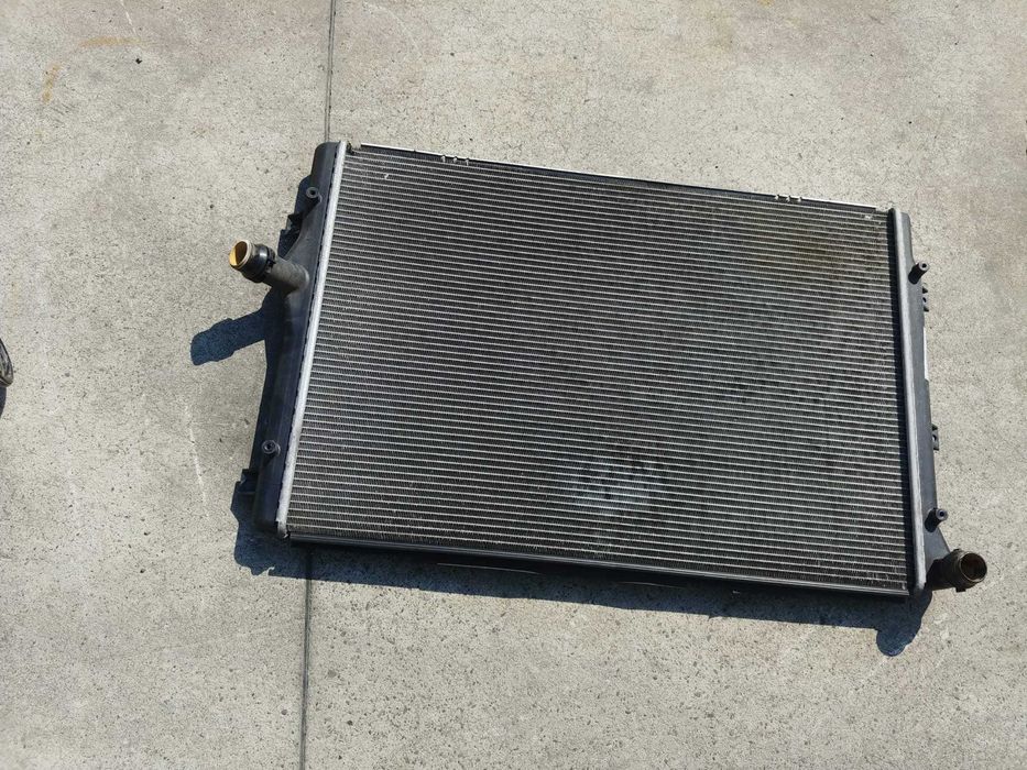 radiator apa 1.6 tdi cay vw golf 6 1k0121251dd