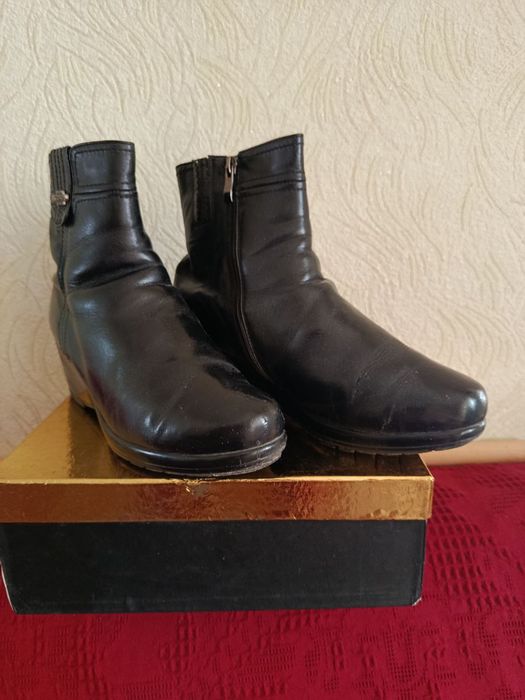 Отдам даром сапоги 41 размера