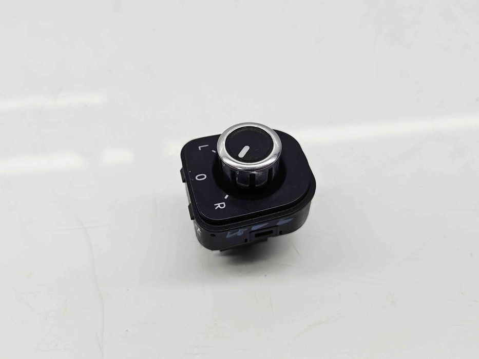 Buton reglaj oglinzi  Volkswagen Passat B7 (362) [Fabr 2010-2014] 5K2