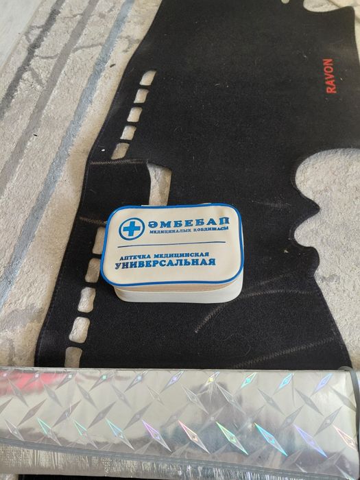 Продам накидку на панель