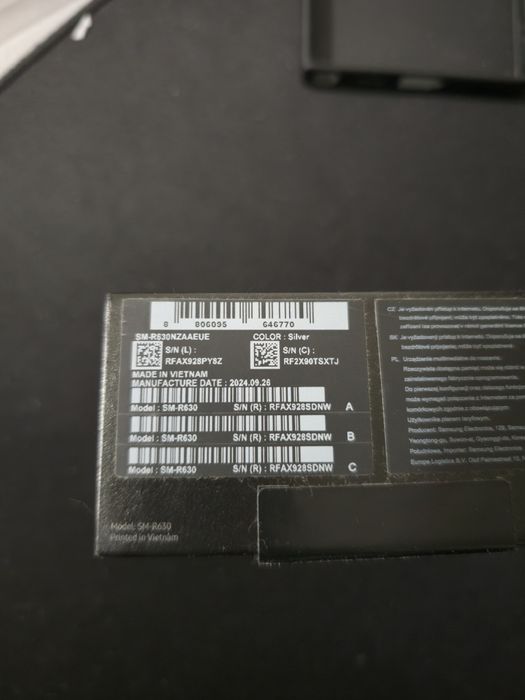 Samsung S24 ultra Titanium Black в комплект с Galaxy Buds 3 Pro