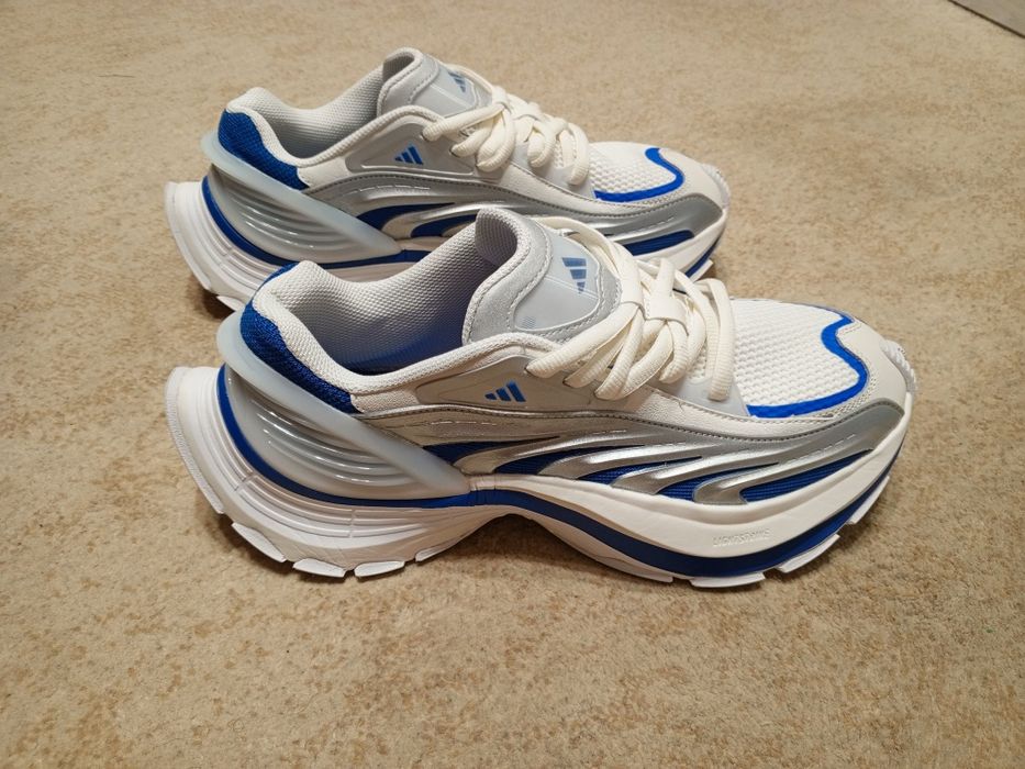 Новые кроссовки Adidas Monstr, 45 размер