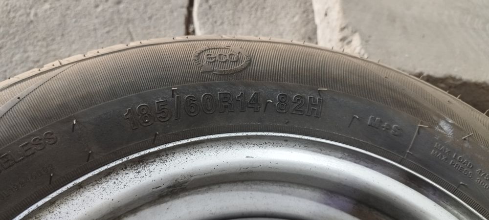 Продам комплект колес