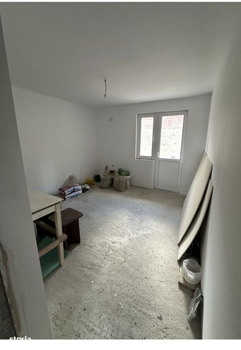 Vand cabana,Zona Turistica Rusu,Muntii Paring
