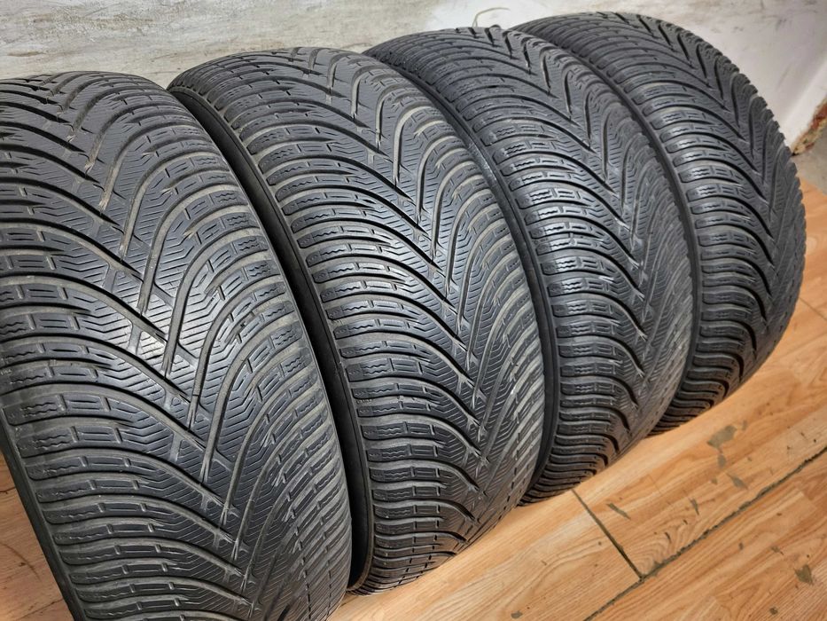225/55/17 BF Goodrich / зимни гуми