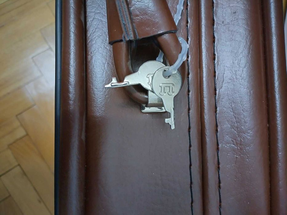 Комплект туристически куфари аристократичен ретро стил нови