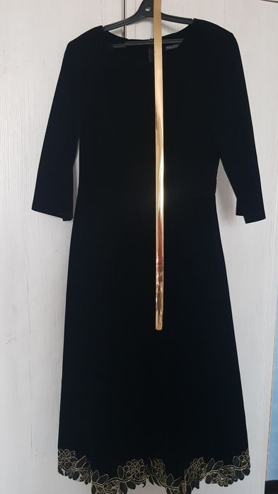 Вечернее бархатное платье