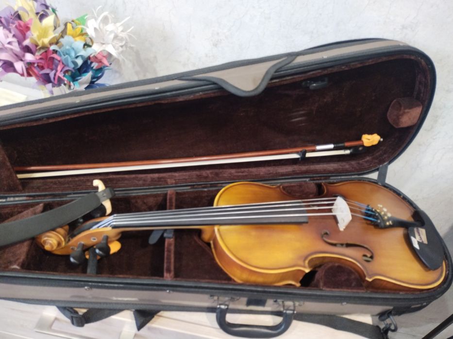 Продам скрипку за 50000
