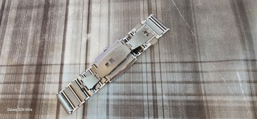 Часовник Радо Интеграл