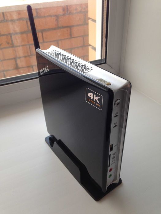 Мини ПК Zotac ZBOX-MI520 (i3 4010U 1,7 ГГц, 8 гб ddr3, 240Gb ssd)