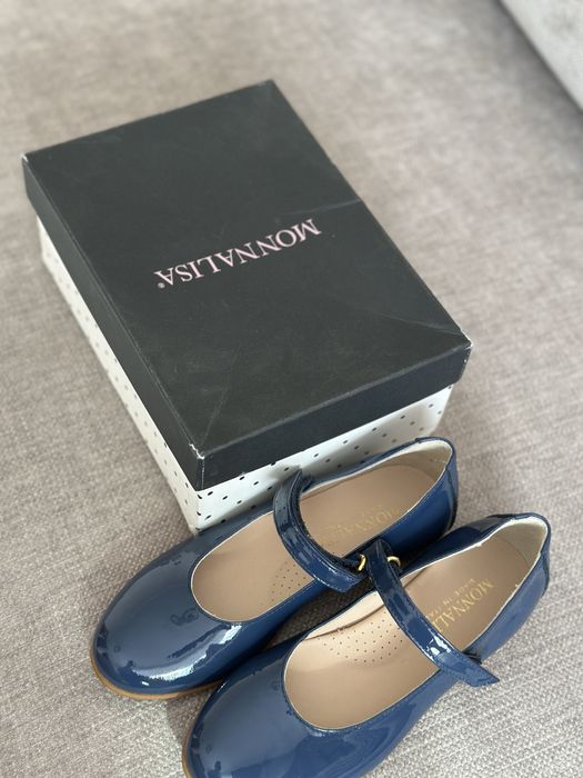 Новые детские туфли Monnalisa