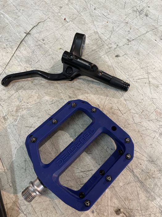 Части за колело.