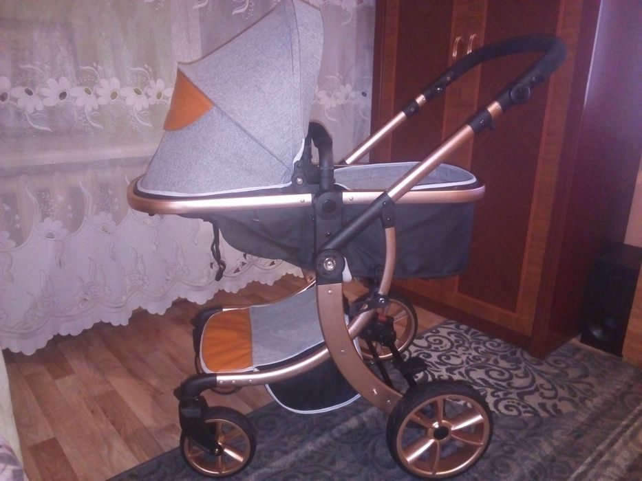 Продам коляску Эмили