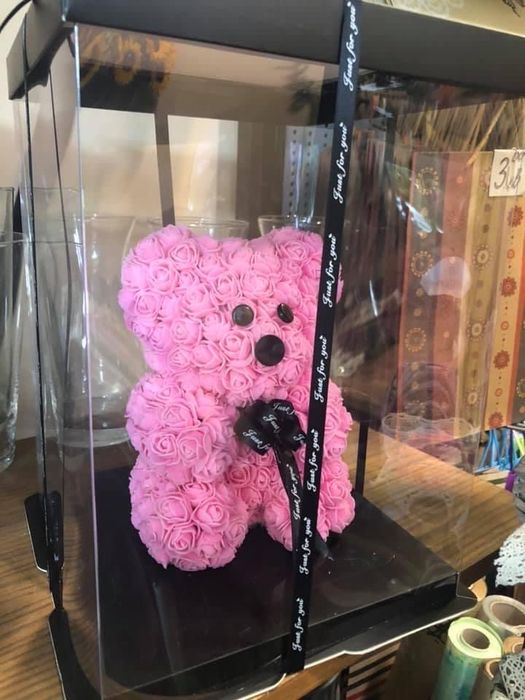 Мечета от вечни рози