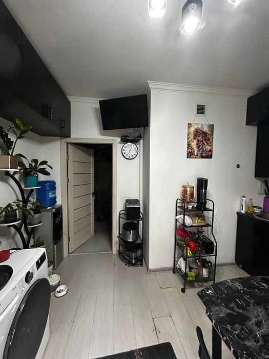 Продаеться 3 комнатная квартира