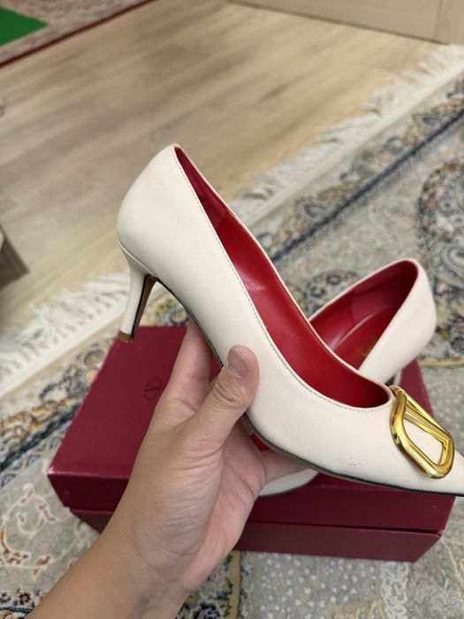 Продаются Туфли Valentino