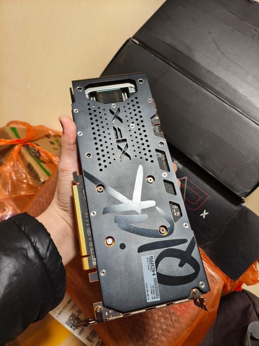 Видеокарта XFX Speedster QICK 308 Radeon RX 7600 8GB Black Edition