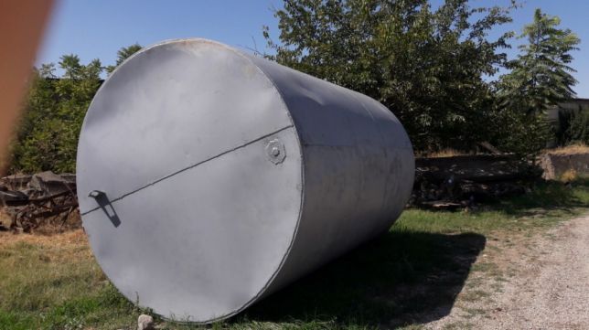 Емкости цистерны бочки 25куб 50куб 75куб в отличным состоянии звоните