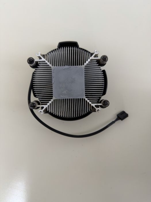 Vand Cooler Stock Pentru Procesor AMD AM4