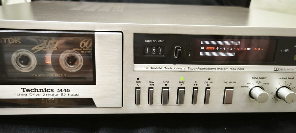 Technics  M45.