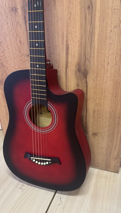 Гитара  новая  акустическая