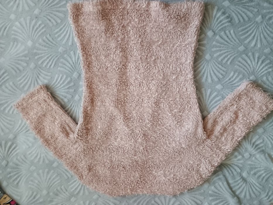 Алеса блузи, много запазени