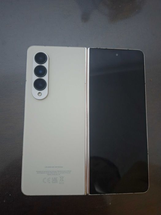 Vand Samsung Z fold 4