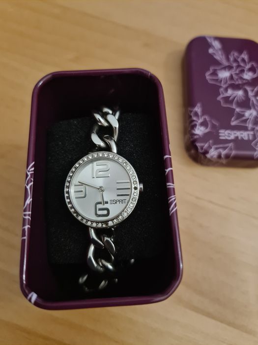 Дамски часовник гривна Esprit