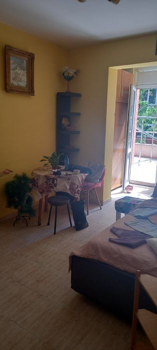 Дава се под наем Едностаен апартамент в София, Обеля 1 - 90 кв.м за 499.8 € - Снимка #1