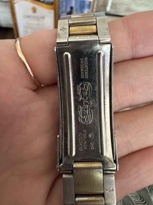 Продам часы разоьраные